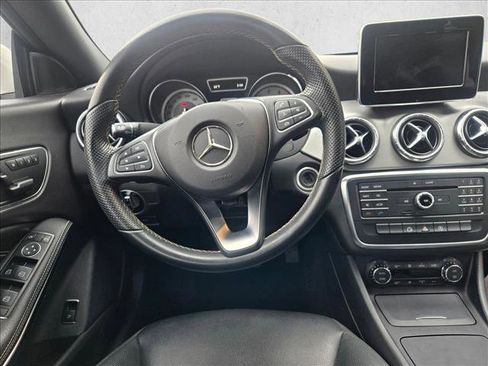 Used 2015 Mercedes-Benz CLA 250 CLA 250 image 15