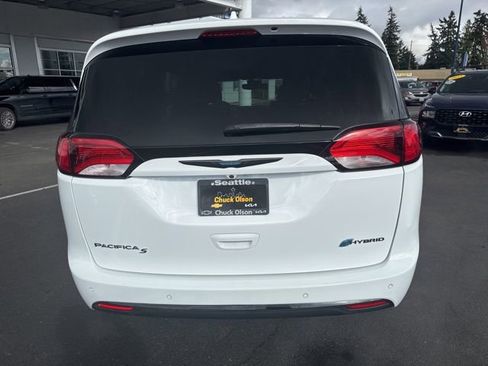 Used 2020 Chrysler Pacifica Limited w/ Advanced Safetytec Group image 7