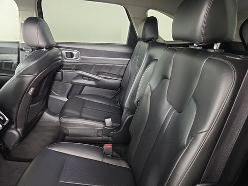 Used 2022 Kia Sorento SX FWD image 30