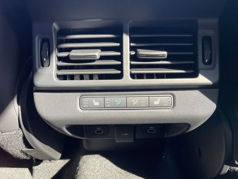 New 2024 Land Rover Range Rover Evoque Dynamic SE image 20