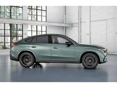 Used 2026 Mercedes-Benz GLC 300 4MATIC image 14