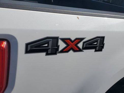 Used 2018 Ford F250 Lariat w/ Lariat Ultimate Package AWD/4WD image 6