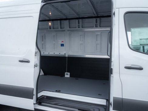 New 2025 Mercedes-Benz Sprinter 2500 image 11