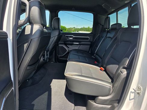 Used 2025 RAM 1500 Laramie w/ Sport Appearance Package AWD/4WD image 33