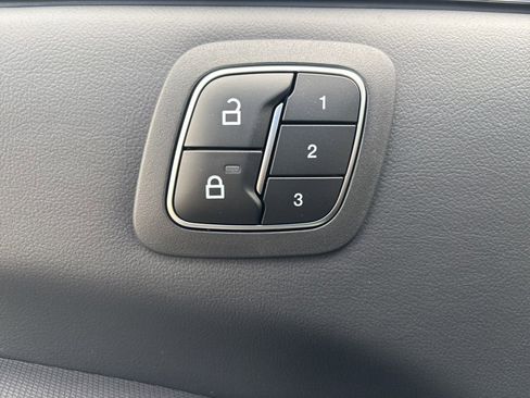 New 2025 Ford Mustang Mach-E Premium image 17