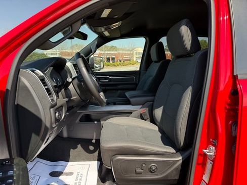 Used 2021 RAM 1500 Big Horn image 13