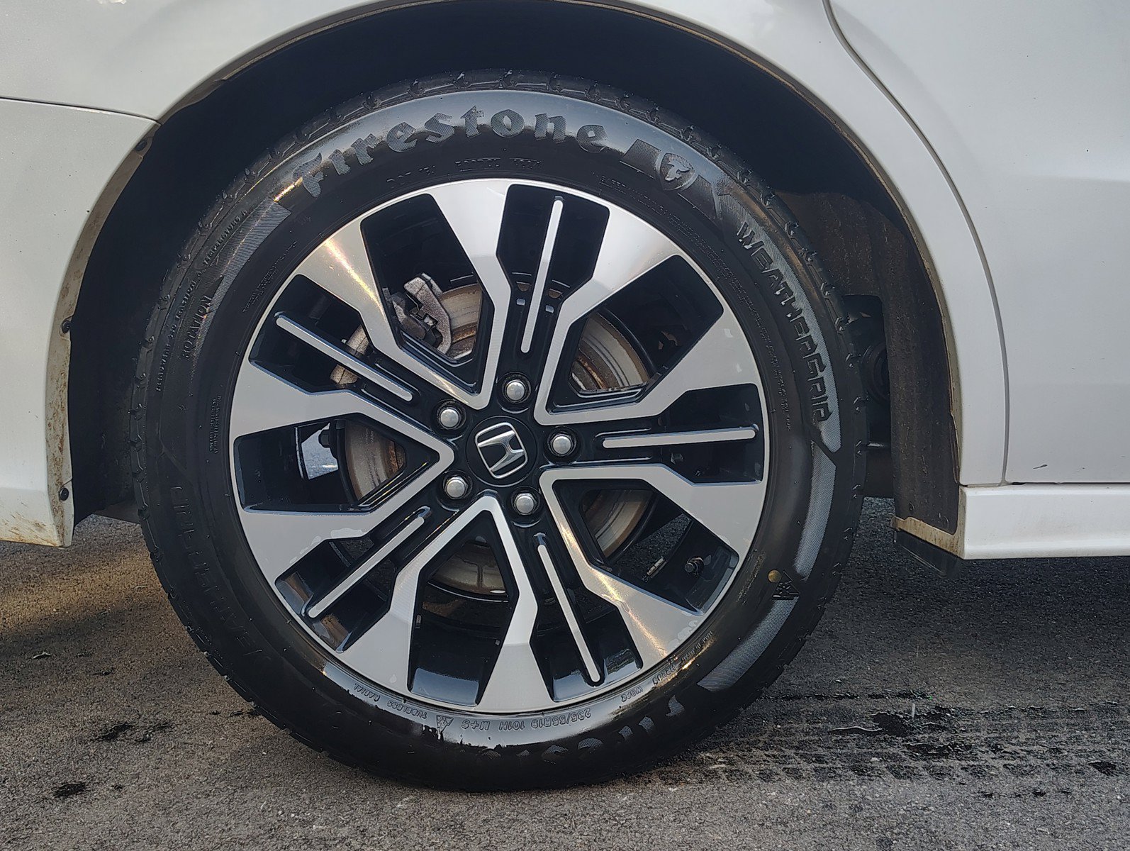 Used 2025 Honda Odyssey Elite image 11