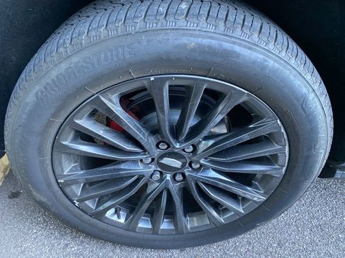 Used 2023 Cadillac Escalade ESV V AWD/4WD image 22