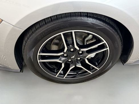 Used 2020 Ford Mustang Premium image 30