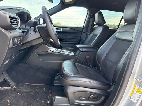 Used 2023 Ford Explorer ST-Line w/ Class IV Trailer Tow Package RWD image 6