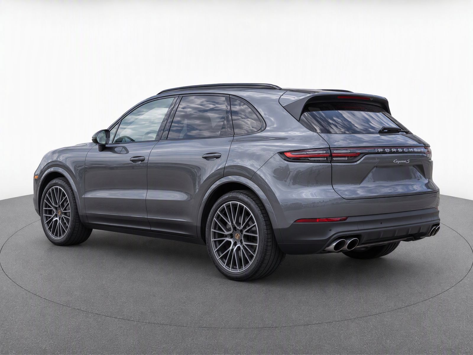 Used 2019 Porsche Cayenne S AWD/4WD image 3