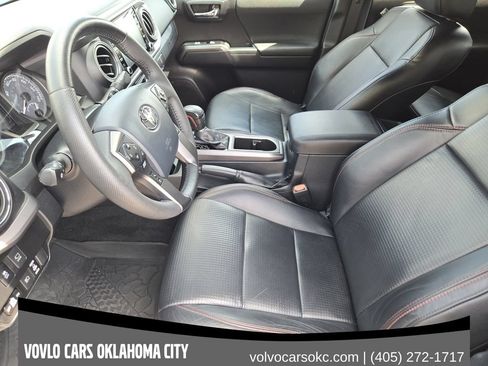 Used 2020 Toyota Tacoma TRD Pro AWD/4WD image 11