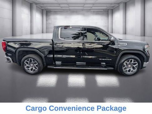 Used 2022 GMC Sierra 1500 SLT w/ SLT Premium Plus Package image 5