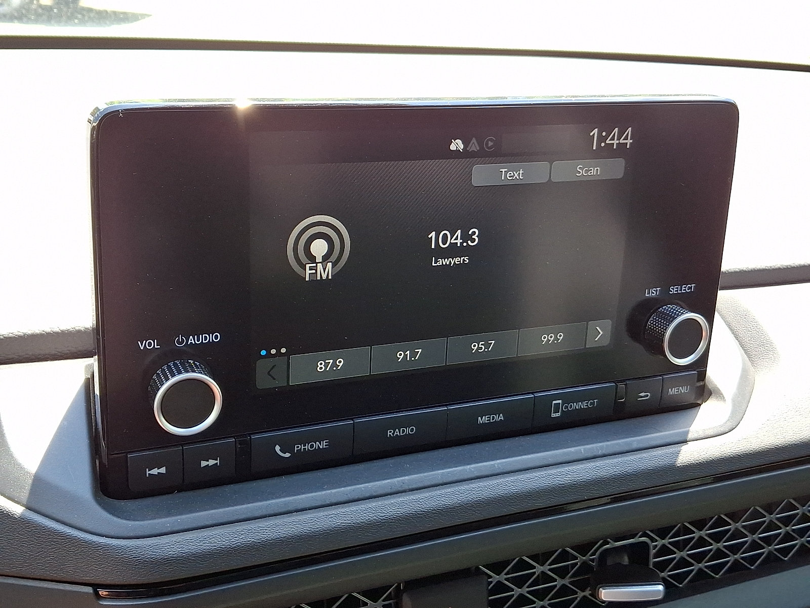 Used 2023 Honda Accord EX image 17