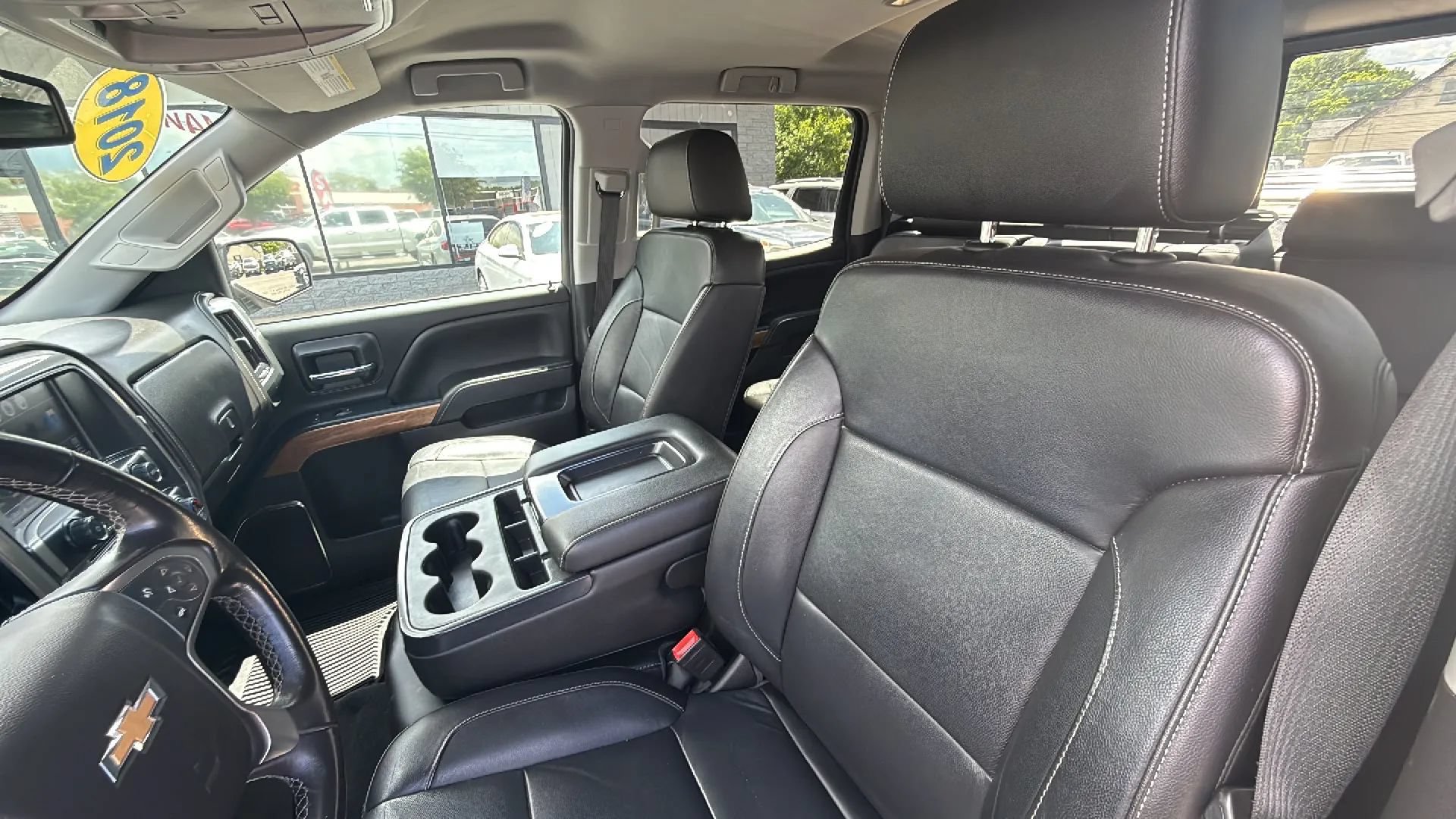 Used 2018 Chevrolet Silverado 1500 LTZ AWD/4WD image 16
