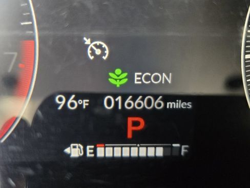 Certified 2026 Honda HR-V LX image 21