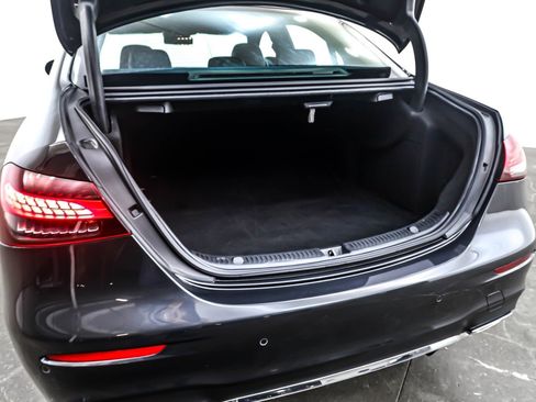 Certified 2021 Mercedes-Benz E 450 4MATIC Sedan image 23