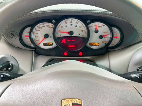 Used 2004 Porsche 911 Carrera image 36