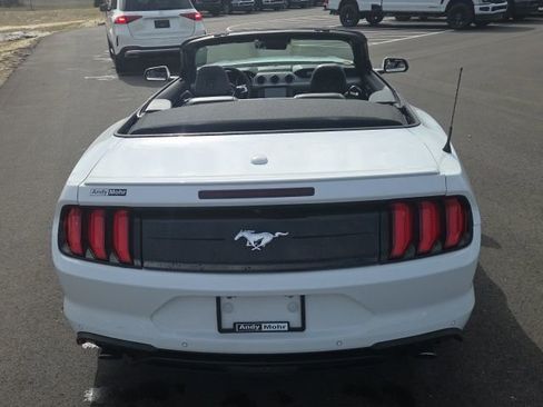 Used 2023 Ford Mustang Premium image 9