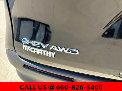 Used 2025 Toyota Sienna LE AWD/4WD image 12