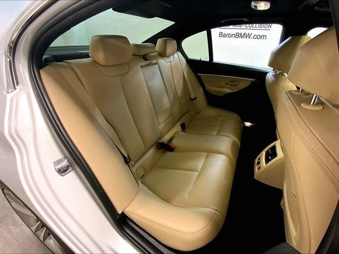 Used 2017 BMW 330i xDrive Sedan image 19