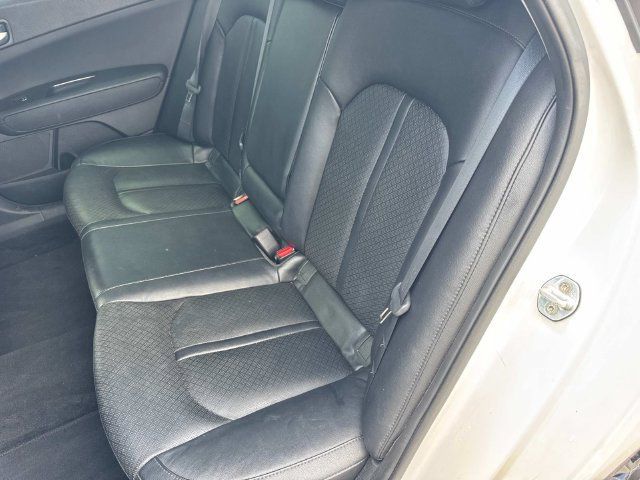 Used 2018 Kia Optima EX w/ Premium Package FWD image 15