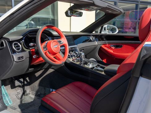 New 2024 Bentley Continental GT image 2