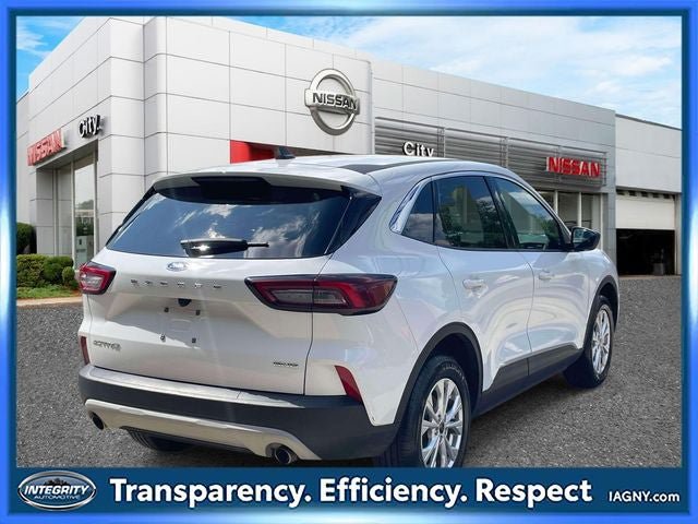 Used 2023 Ford Escape Active AWD/4WD image 6