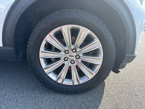 Used 2020 Ford Explorer Limited AWD/4WD image 9