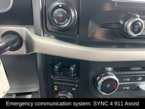 Used 2022 Ford F150 XLT w/ Equipment Group 301A Mid image 17