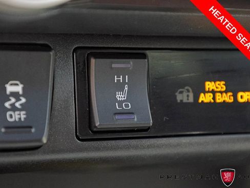 Used 2024 Toyota RAV4 XSE w/ Weather Package AWD/4WD image 10
