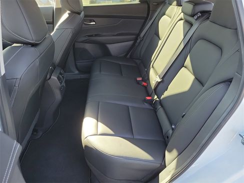 Used 2025 Nissan Murano SL image 23