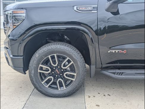 New 2026 GMC Sierra 1500 AT4 w/ AT4 Premium Package AWD/4WD image 10