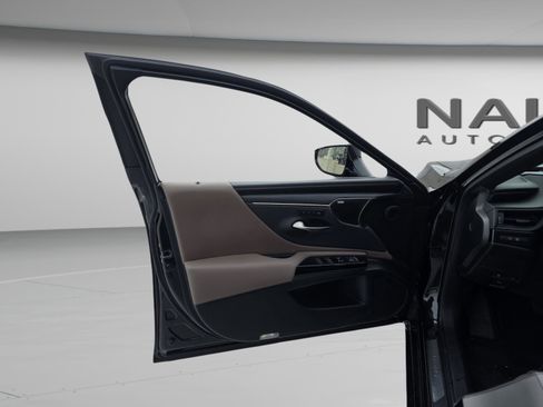 Certified 2024 Lexus ES 350 Ultra Luxury w/ Accessory Package (Z2) image 23