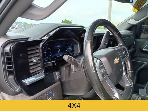 Used 2025 Chevrolet Silverado 2500 LT w/ Z71 Chrome Sport Edition AWD/4WD image 11