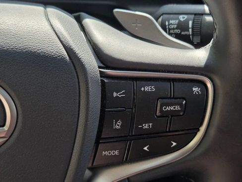 Used 2024 Lexus ES 250 w/ Premium Package image 24