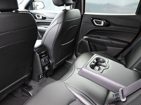 New 2026 Jeep Compass Latitude image 26