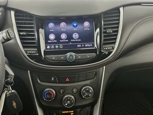 Used 2022 Chevrolet Trax LS w/ Tint and Cruise Package FWD image 23