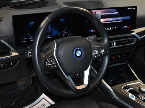 Certified 2024 BMW i4 xDrive40i w/ Premium Package image 2