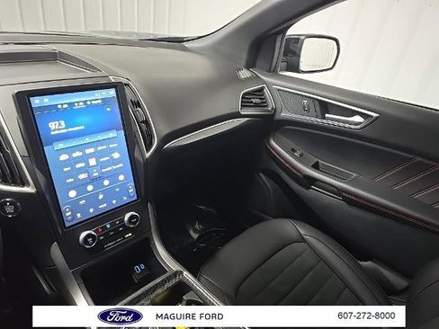 Certified 2022 Ford Edge ST-Line w/ Class II Trailer Tow Package image 28
