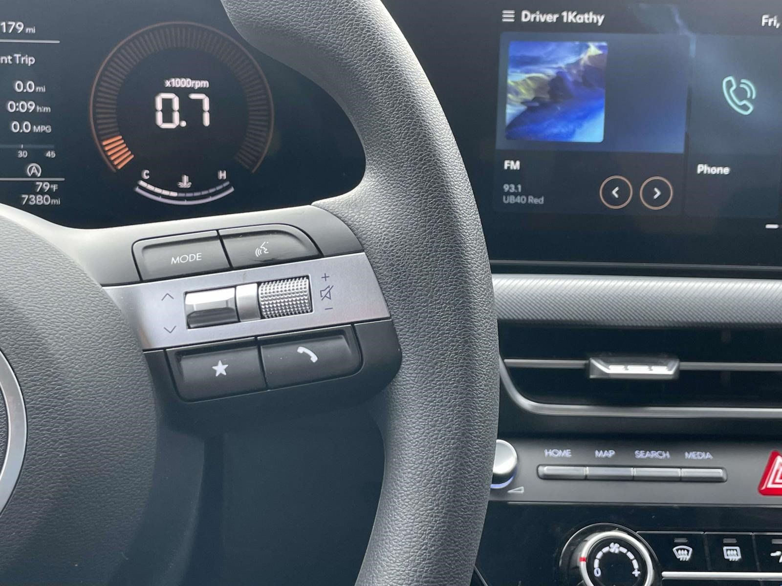 Used 2025 Hyundai Sonata SE FWD image 20