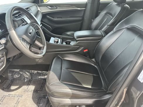 Certified 2024 Jeep Grand Cherokee Limited 4xe AWD/4WD image 21