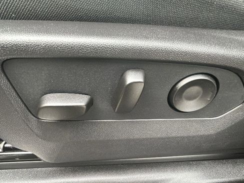 New 2026 GMC Sierra 1500 Elevation image 30