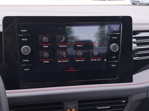 Certified 2025 Volkswagen Jetta GLI Autobahn w/ GLI Black Package FWD image 21