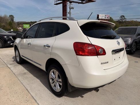 Used 2015 Nissan Rogue S w/ Convenience Package image 9