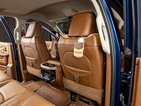 Used 2024 RAM 3500 Limited w/ Towing Technology Group image 32