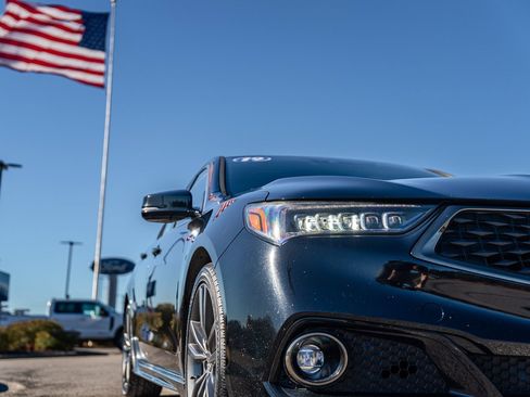 Used 2019 Acura TLX w/ Technology & A-SPEC Pkg image 10