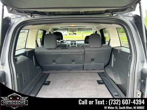Used 2011 Dodge Nitro Heat AWD/4WD image 15