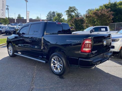 Used 2023 RAM 1500 Laramie AWD/4WD image 5