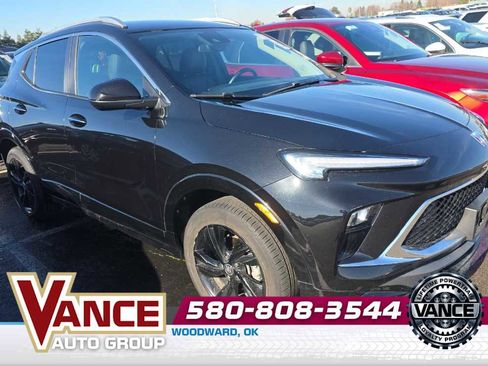 Used 2024 Buick Encore GX Sport Touring image 1